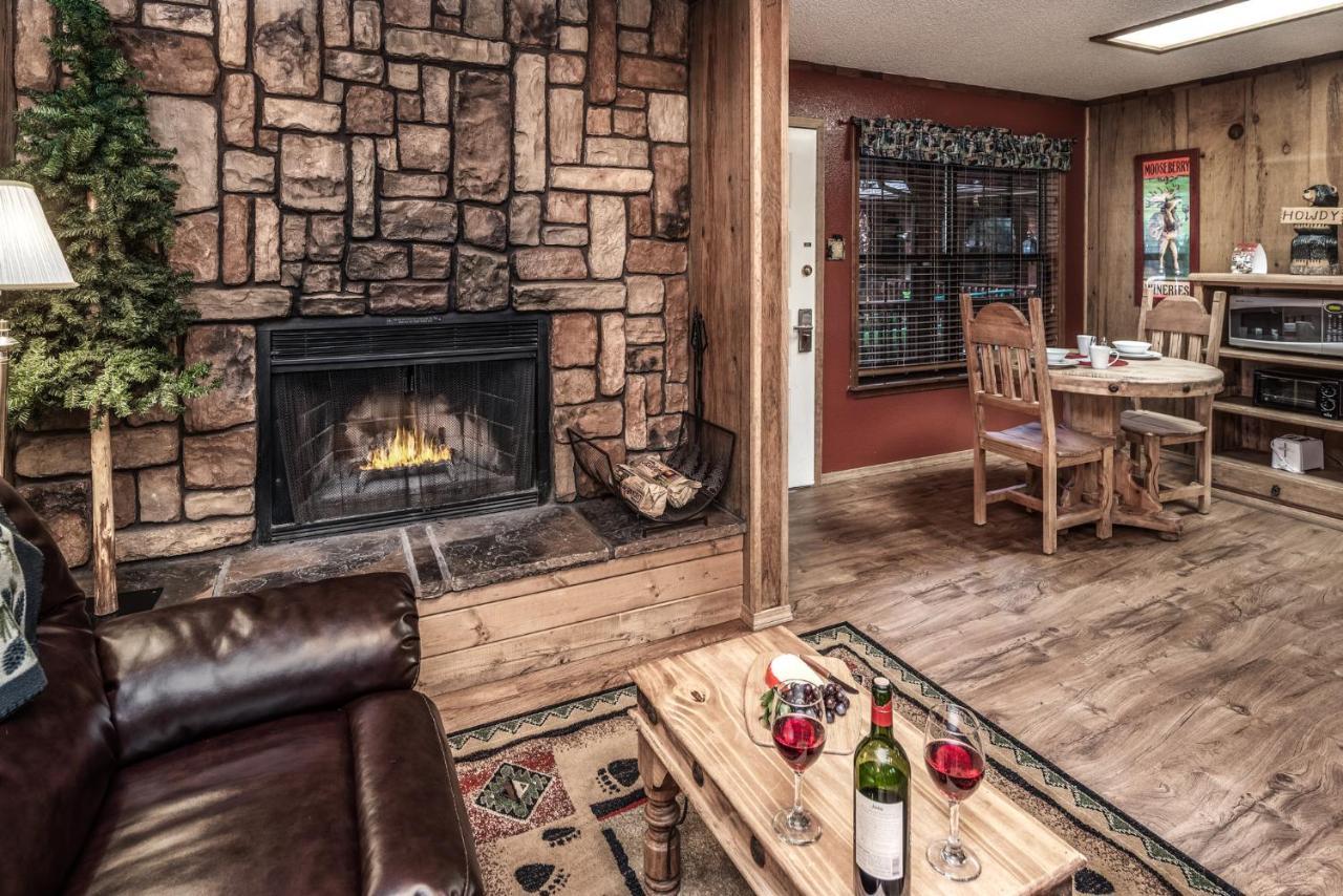 Shadow Mountain Lodge And Cabins Ruidoso Ngoại thất bức ảnh
