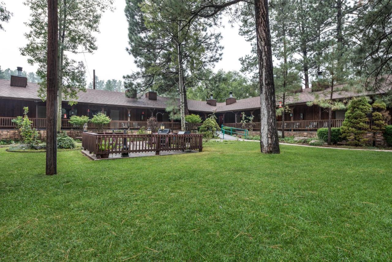 Shadow Mountain Lodge And Cabins Ruidoso Ngoại thất bức ảnh