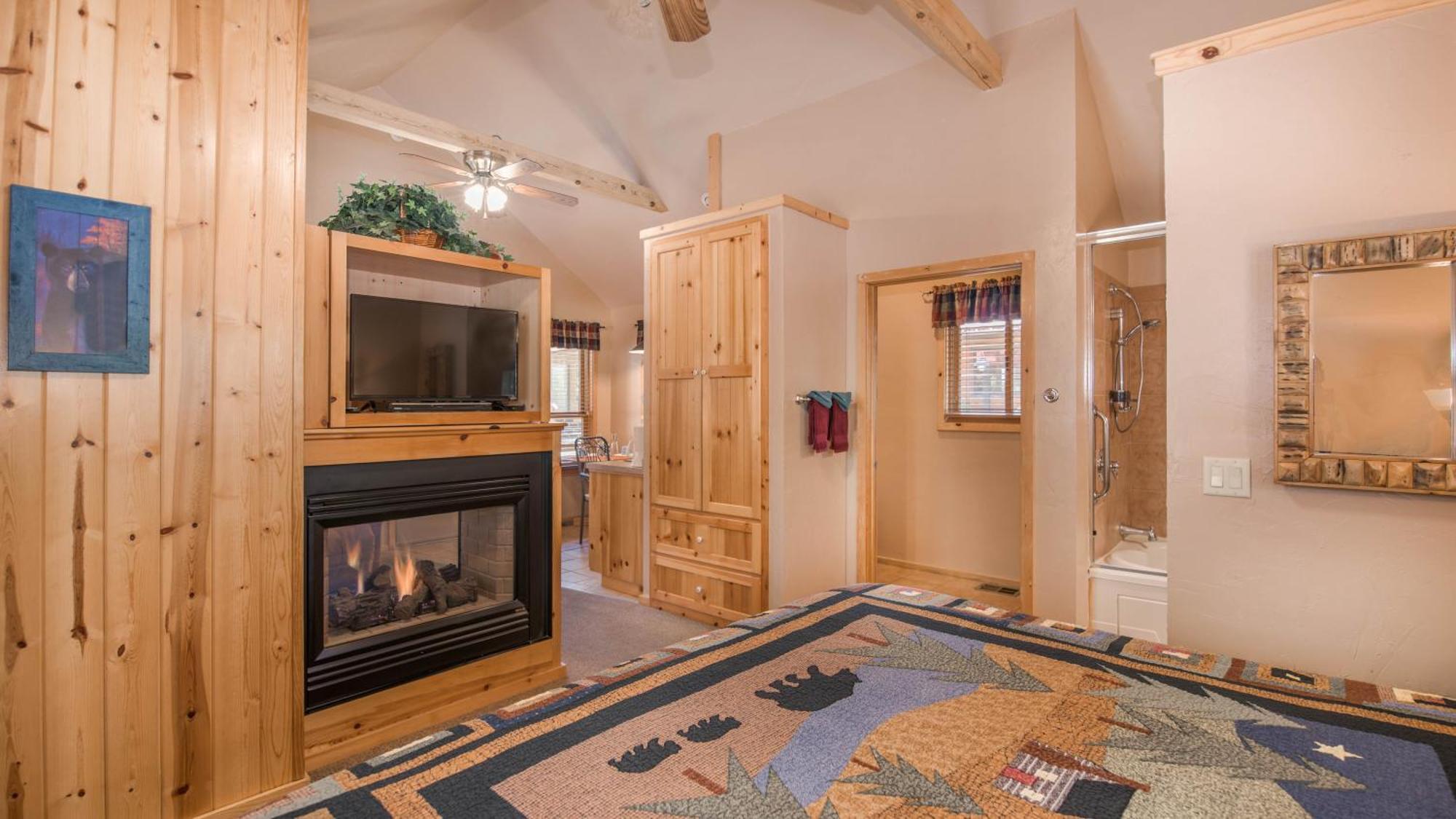 Shadow Mountain Lodge And Cabins Ruidoso Ngoại thất bức ảnh