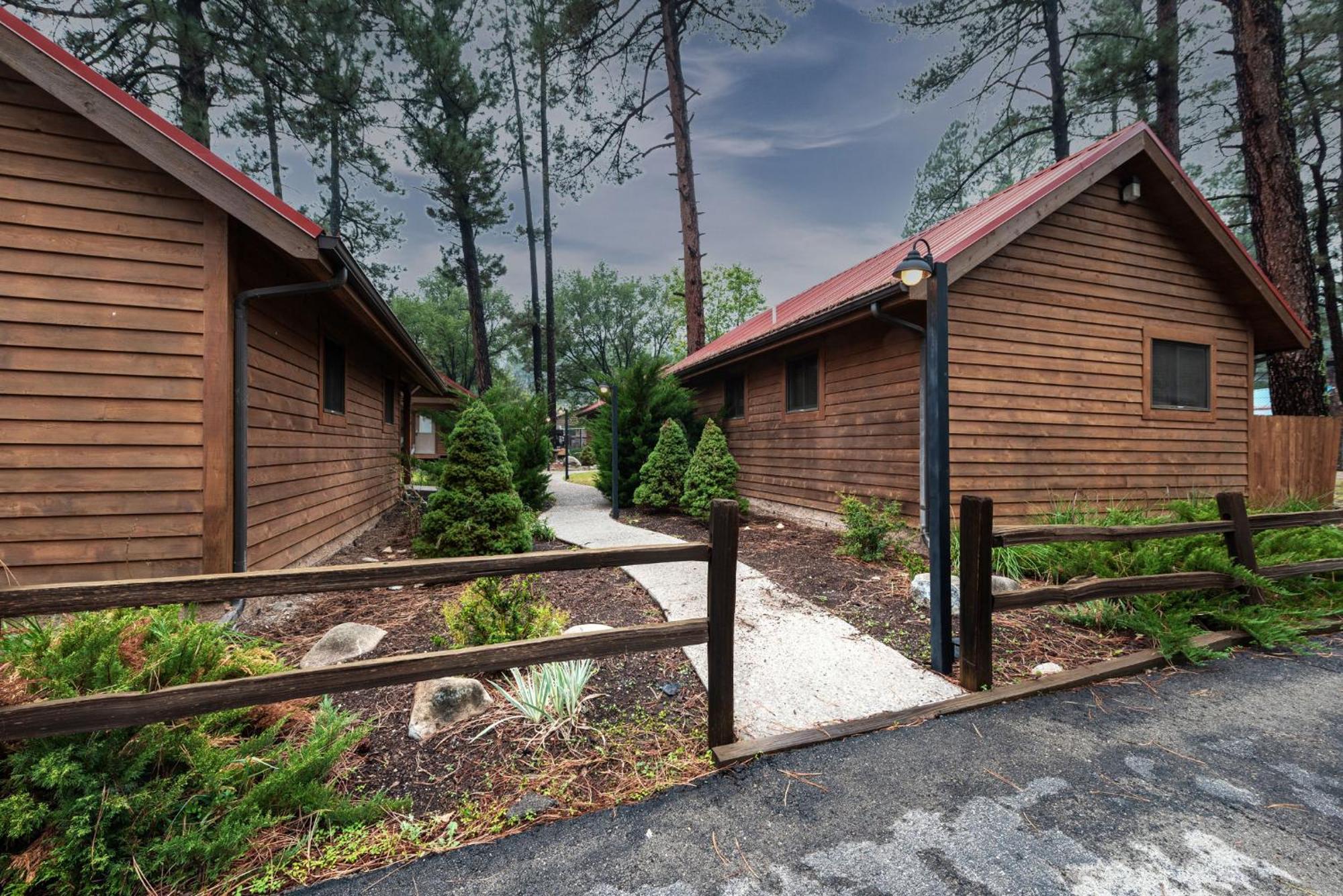 Shadow Mountain Lodge And Cabins Ruidoso Ngoại thất bức ảnh