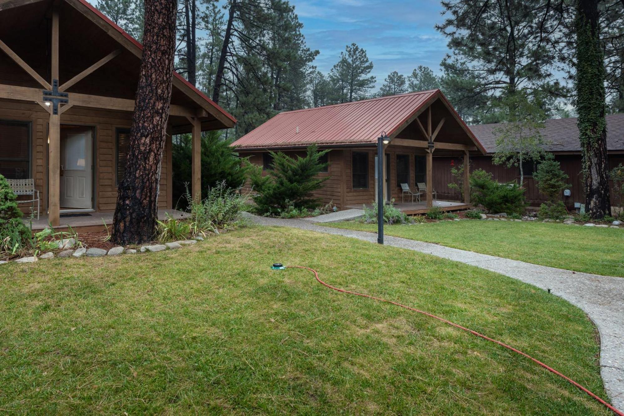 Shadow Mountain Lodge And Cabins Ruidoso Ngoại thất bức ảnh