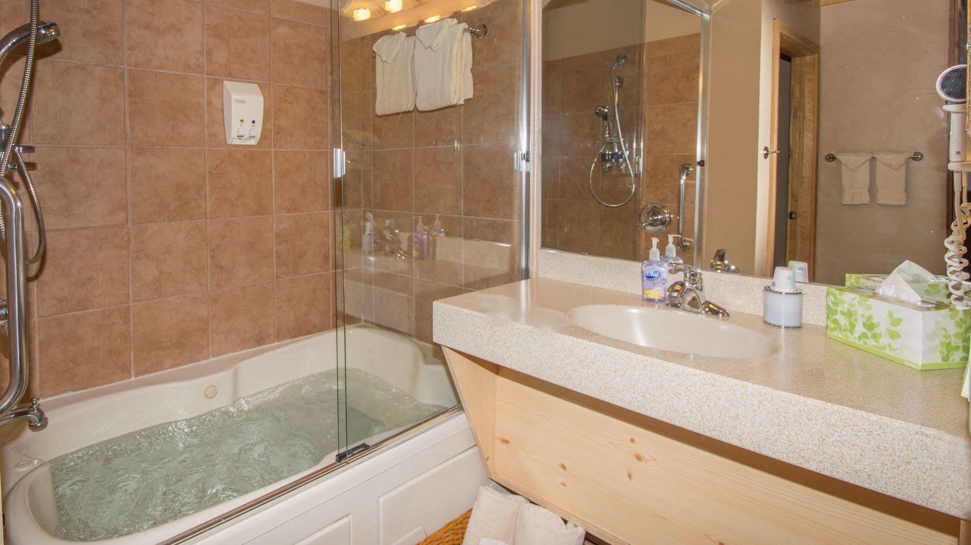 Shadow Mountain Lodge And Cabins Ruidoso Ngoại thất bức ảnh